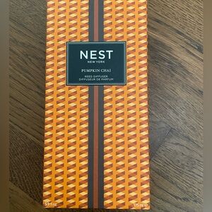 NEST Fragrances Pumpkin Chai Reed Diffuser - Orange and Black